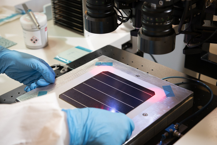 Oxford PV supplied the perovskite-on-silicon modules and data from German series production for the study. - © Oxford PV
