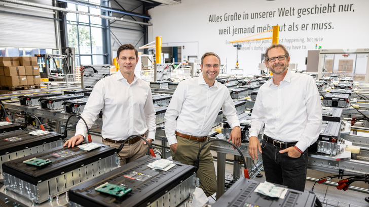 The board of Tesvolt AG (from left): Simon Schandert, Daniel Hannemann and Philipp Koecke.