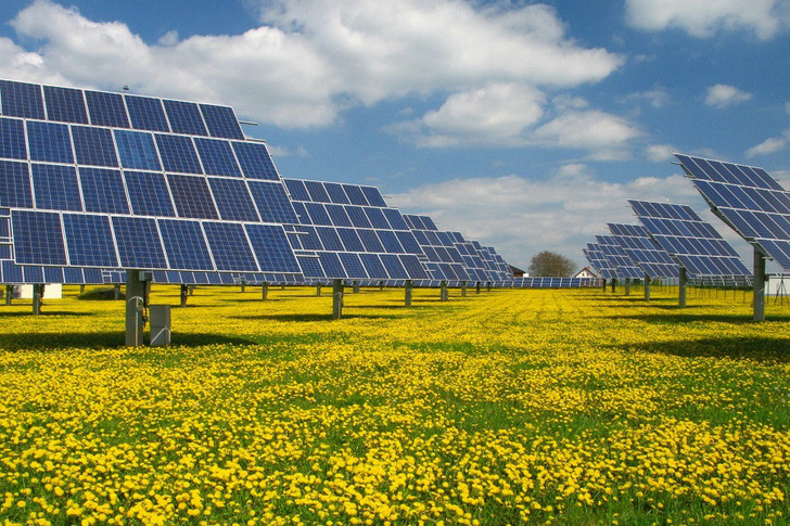 The new IEA report forecasts a huge upswing worldwide for renewables. - © Czech Solar Association
