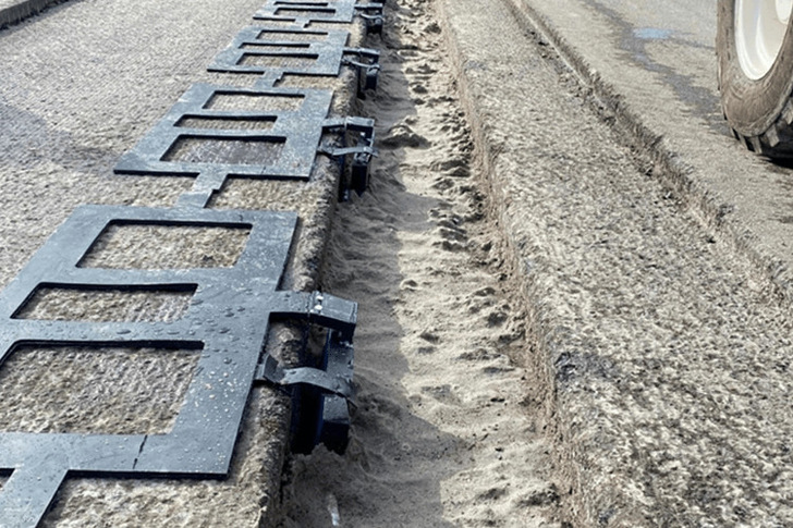Setting up the DWPT test track on the EnBW site in Karlsruhe.