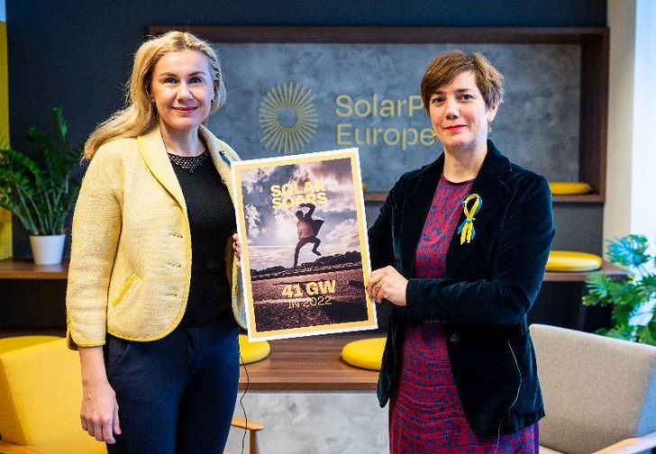L-R EU Energy Commissioner, Kadri Simson and SolarPower Europe CEO Walburga Hemetsberger. - © SolarPower Europe

