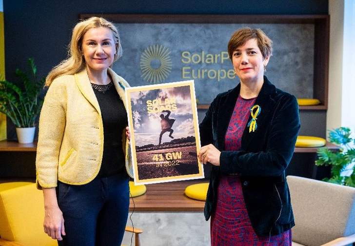 L-R EU Energy Commissioner, Kadri Simson and SolarPower Europe CEO Walburga Hemetsberger.