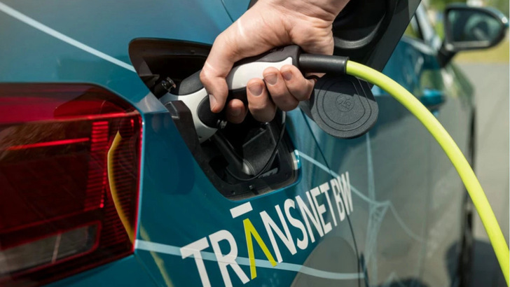 Electric vehicles can also actively provide system services when virtually interconnected. - © Transnet BW
