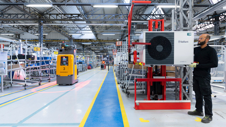 Modern production of heat pumps in Vaillant's new factory.
