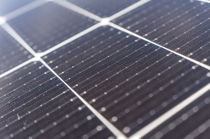 The financing of a new large solar park was successfully completed by BayWa r.e. and Nord/LB.