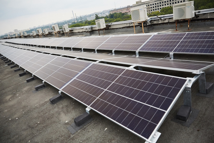 Solar rooftop installation at City Clinical Multidisciplinary Hospital No. 17, Kharkiv City /Ukraine.