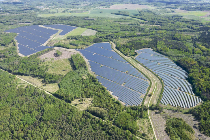 Solar parks are getting more and more popular in Latvia. - © European Energy
