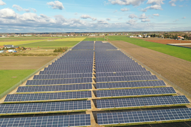 R.Power is expanding its solar projects in Europe with support through financing institutions like PFR. - © R.Power

