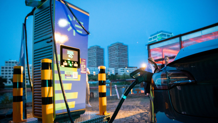 EV charging Electric charging station attracts supermarket customers