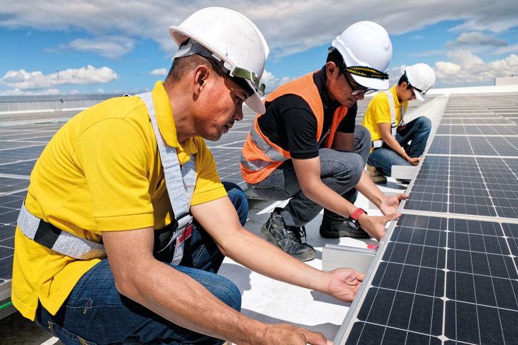 The 2023 Global Energy Perspective report of McKinsey reveals bottlenecks and opportunities of low carbon renewable- energies globally.