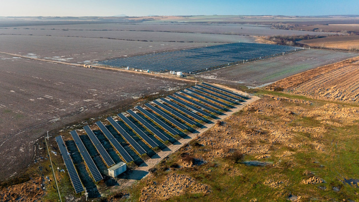  The  new Bocșa solar park.