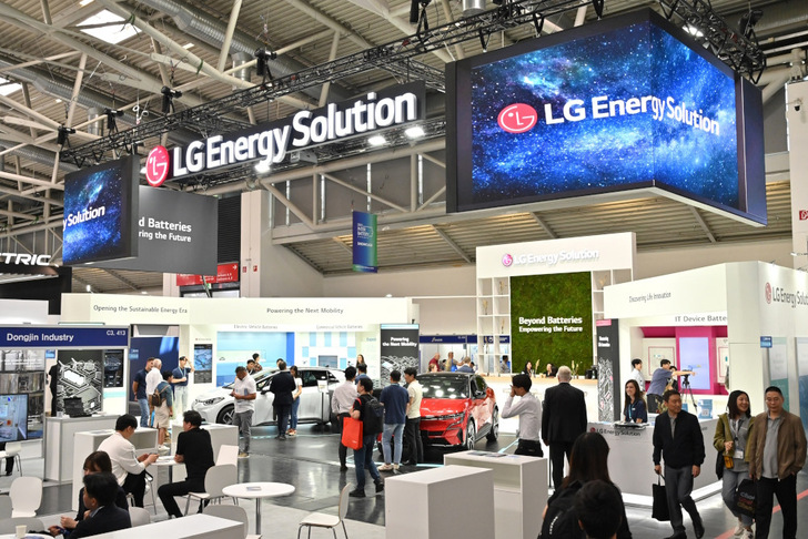 ees Europe 2024 also presents the InterBattery Europe Showcase exhibition area in cooperation with Korean Coex. - © Solar Promotion
