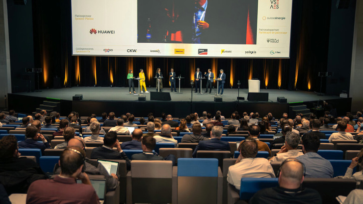  Over 1,000 participants attended this year's Swissolar photovoltaic conference.