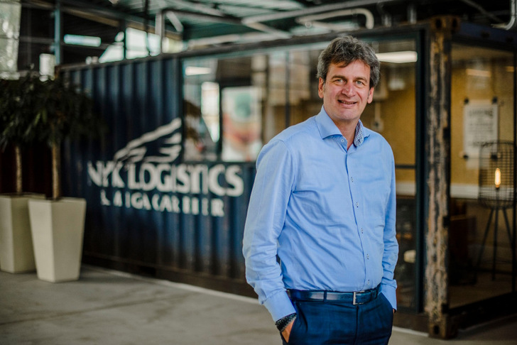  „The five largest Tier 1 players have collectively decided to squeeze the smaller manufacturers out of the market“, Gerard Scheper, CEO of European Solar says.