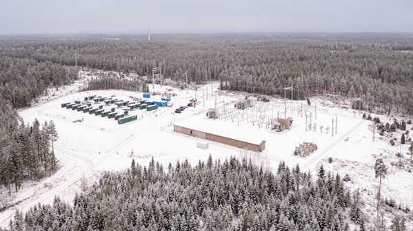 Battery park Bredhälla in southern Sweden spreads across 20 battery containers.