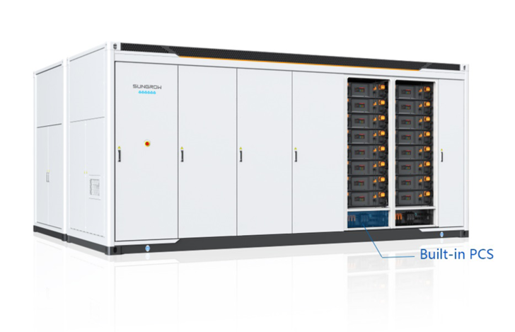 PowerTitan 2.0 energy storage system with a built-in PCS.