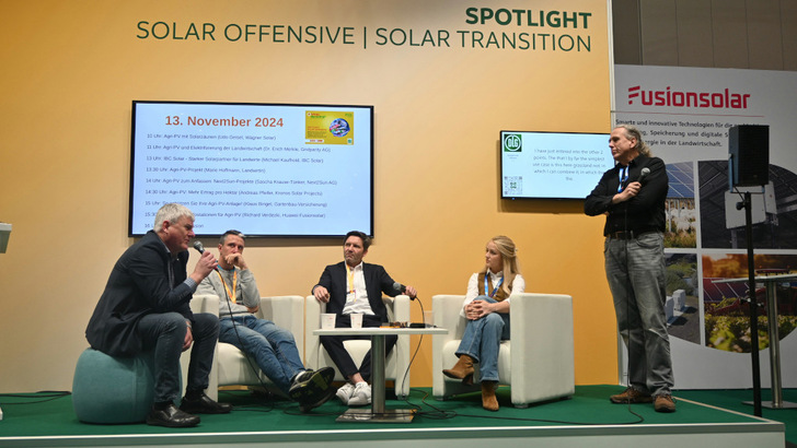 The solar experts on stage provided plenty of information on the use of photovoltaics in agriculture.