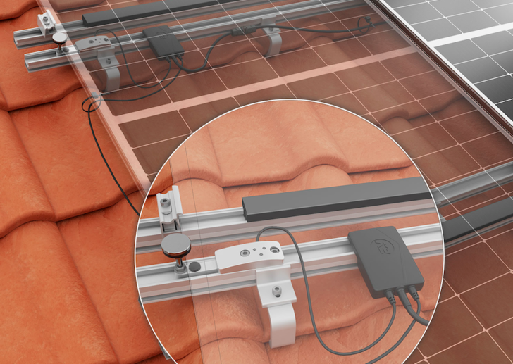 The K2 Buddy contains sensors mounted beneath one of the modules to continuously measure the snow load on the photovoltaic system. - © K2 Systems