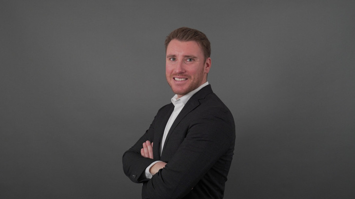 Timo Maier, Head of Utility Sales DACH at Sungrow, has years of experience in energy storage.