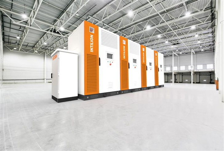 A multi-stage fire protection system and 24/7 monitoring via the cloud guarantee maximum safety.