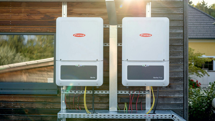 The Fronius Verto Plus is a powerful hybrid inverter that can also provide emergency power.
