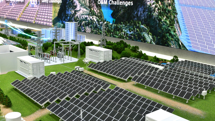 On a bigger scale: AI applications in the solar sector will be a key topic at The smarter E Europe in Munich. - © Solar Promotion