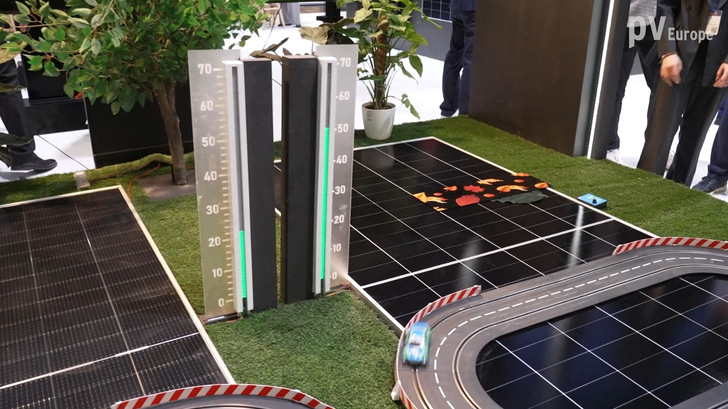 Racing ahead – Aiko's stand at the Intersolar trade fair in Munich.