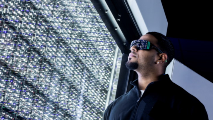 Looking cool in the lab – solar metrology plays an important role in high-performance solar cells and modules. - © Eternal Sun