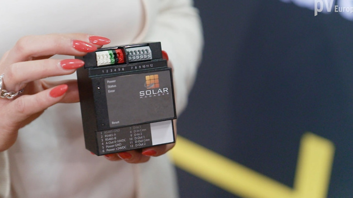 Small but beautiful – the device from Solar Manager.