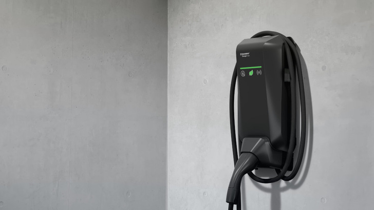 The new Solarwatt wallbox complies with calibration regulations and supports individual billing.