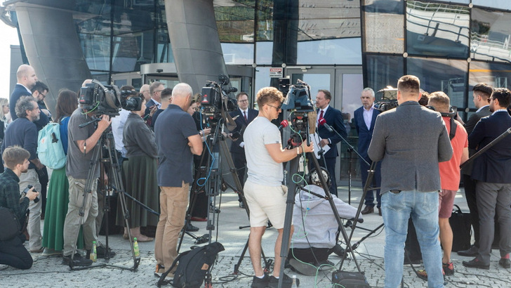 Representatives from Poland’s grid operator and Energy Ministry address the press following the announcement of the new anti-blackout measures