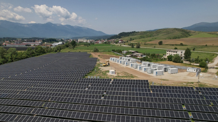 A bulgarian solar park with co-located battery storage