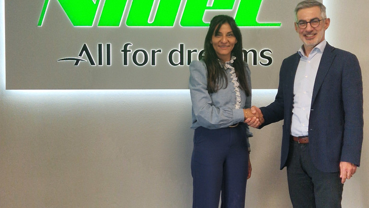 Pascale Favre (BNP) and Gilbert Khawam (Nidec)