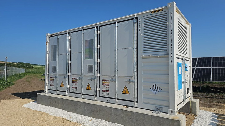 Quiet hardware for a dynamic grid at R.Power’s Romanian energy site