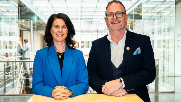 Rachel Owens, CEO of SSI, and Ronan Power, CEO of Solar Ireland, signed a Memorandum of Understanding at the Sustainable Solar Europe conference in Brussels