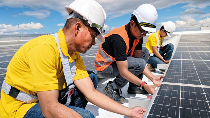 The energy transition is about more than climate protection – it also creates regional value and skilled jobs around the world