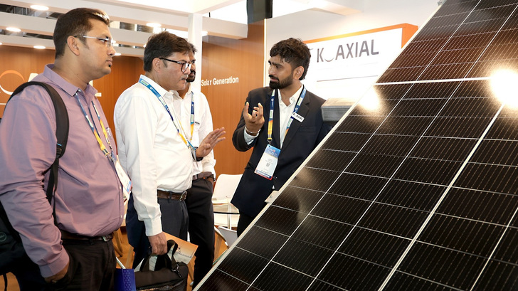 Close discussions at Intersolar India, a mainstay of the Indian PV industry since 2009