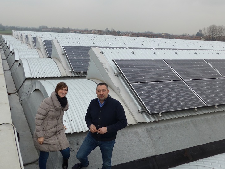 A 200 kW PV rooftop installation of Stucchi using the EGA support system, On the right Grondal boss Guiseppe Engheben.