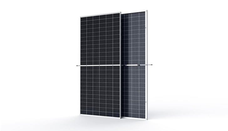 The rectangular monocrystalline half cells achieve a bifacial coefficient of 80 per cent.