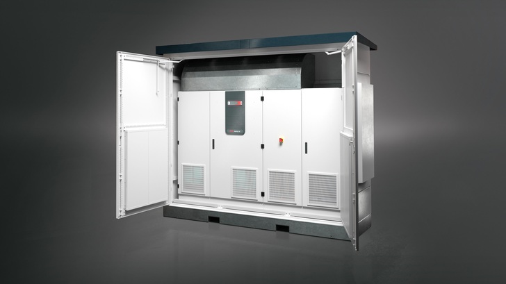 The outdoor enclosure decreases the cost by 20 percent compared to container solutions, said AEG.