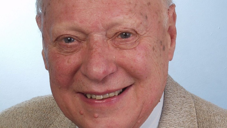 Solar modules in agriculture will make the desert blooming, says Professor Adolf Goetzberger.