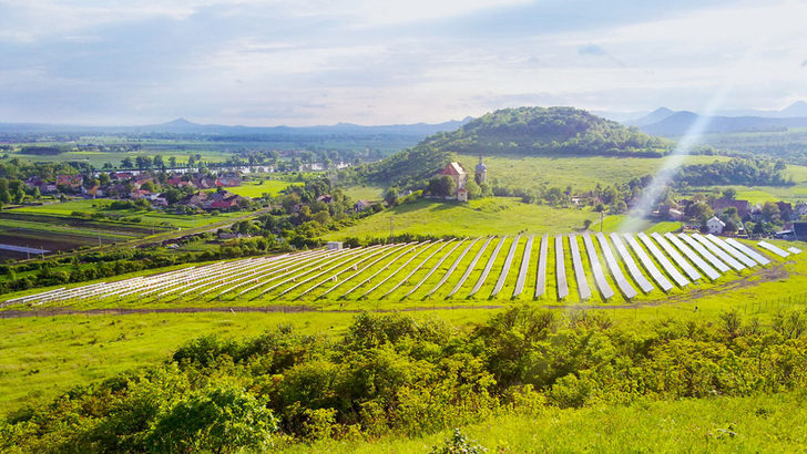 The solar field of Zahorany (758 kW), in Czech Republic.
