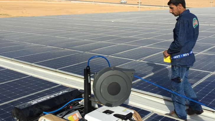 Using the machine for cleaning the modules.