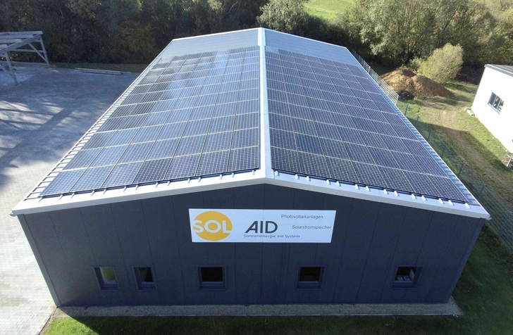 The new Sol Aid company headquarters may have a simple exterior – but the energy concept is rather clever. - © Sol Aid
