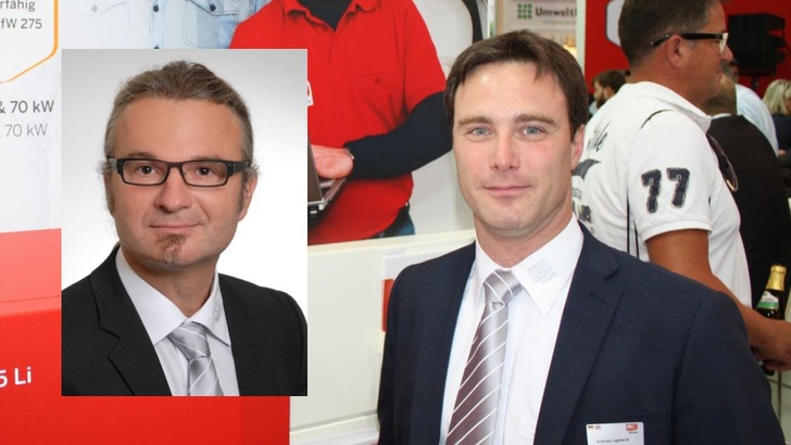 Uwe Schmidt (left) and Andreas Lipphardt of IBC Solar talk about commercial application of energy storage systems.