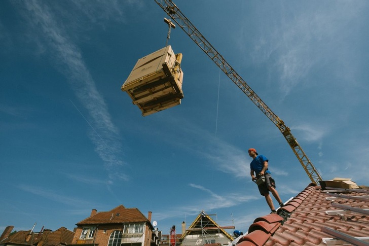 Swing the modules ob the rooftop