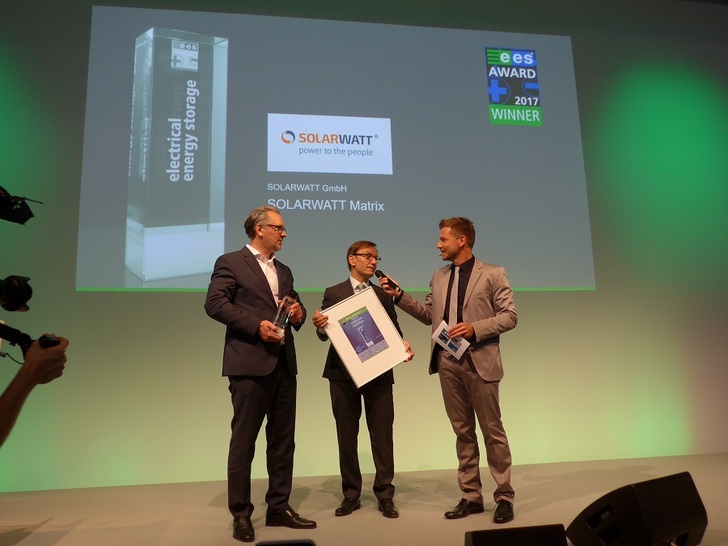 Solarwatt`s modular energy battery storage system Matrix was one of the winners of the ees Award announced last night at Intersolar/ees Europe in Munich.
