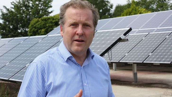 Mischa Paterna is CEO of Suncycle, a German after sales service provider for PV.