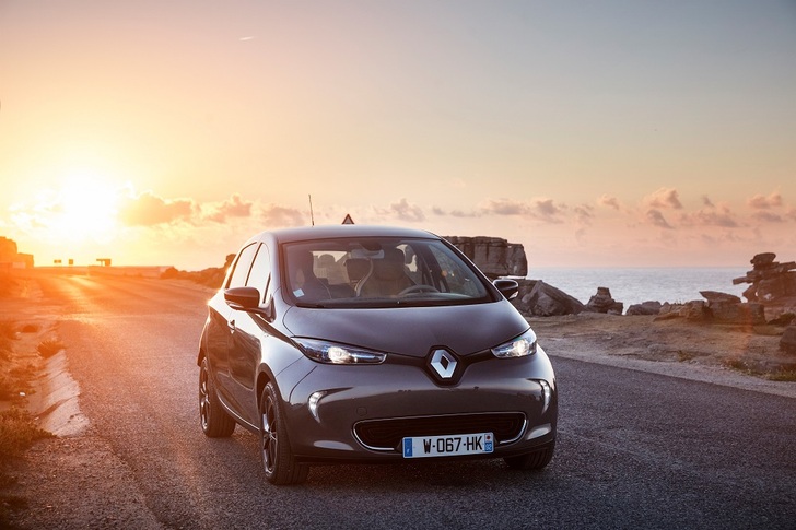 The new Renault ZOE, one of our best electric cars with a driving range up to 300 kilometers in real conditions.