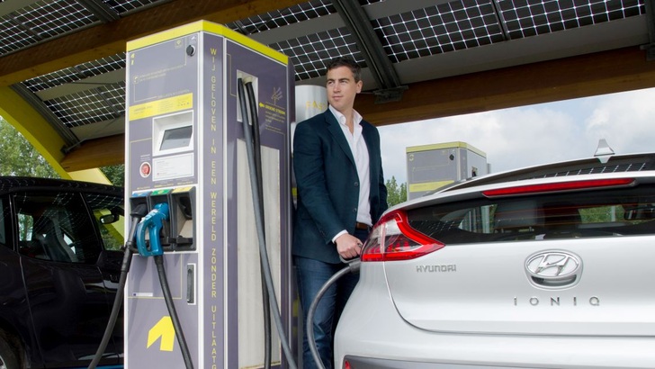 Charging power hat to match the electrical installation of the building. - © Roos Korthals Altes/Fastned
